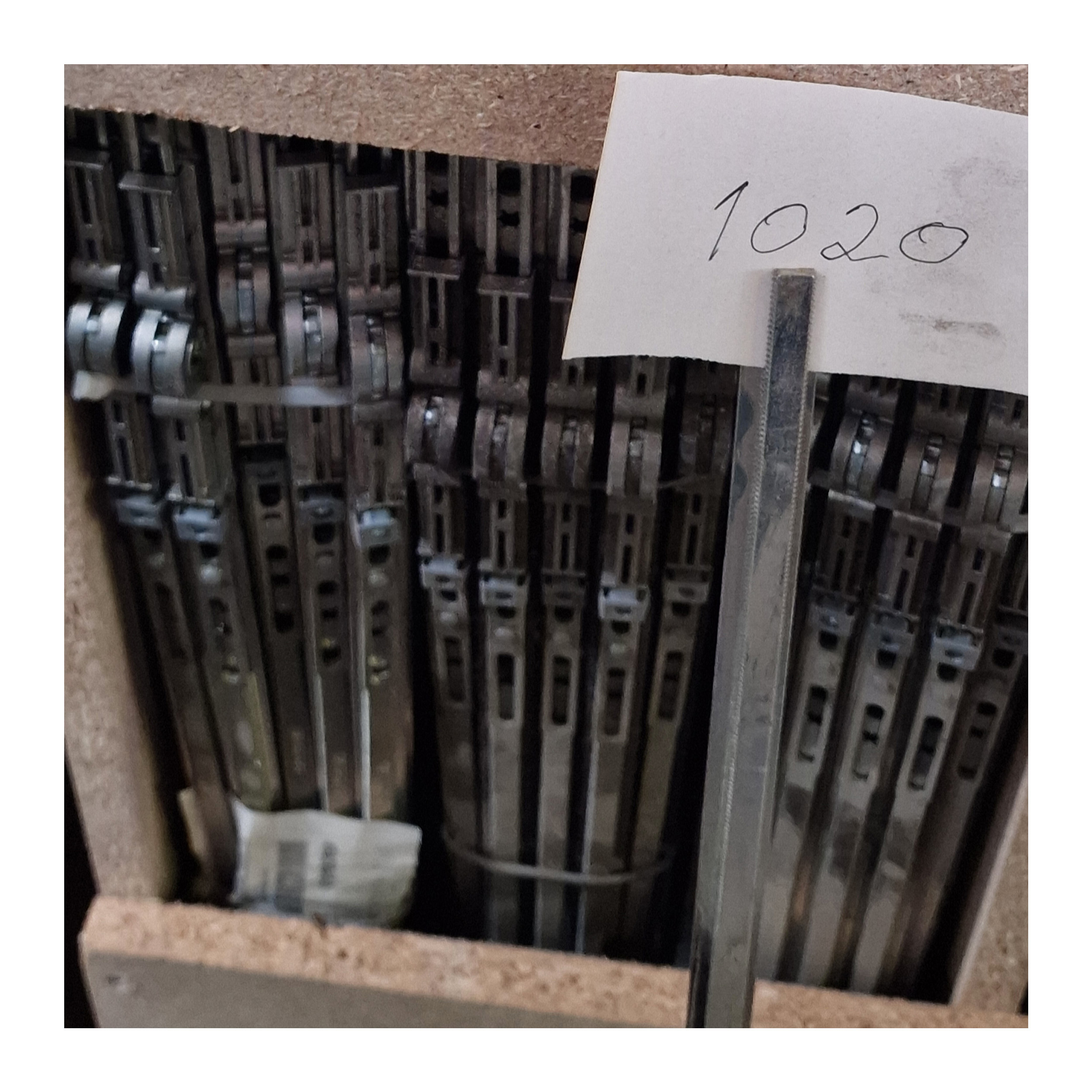 Espagnolette-Treibstange Metall