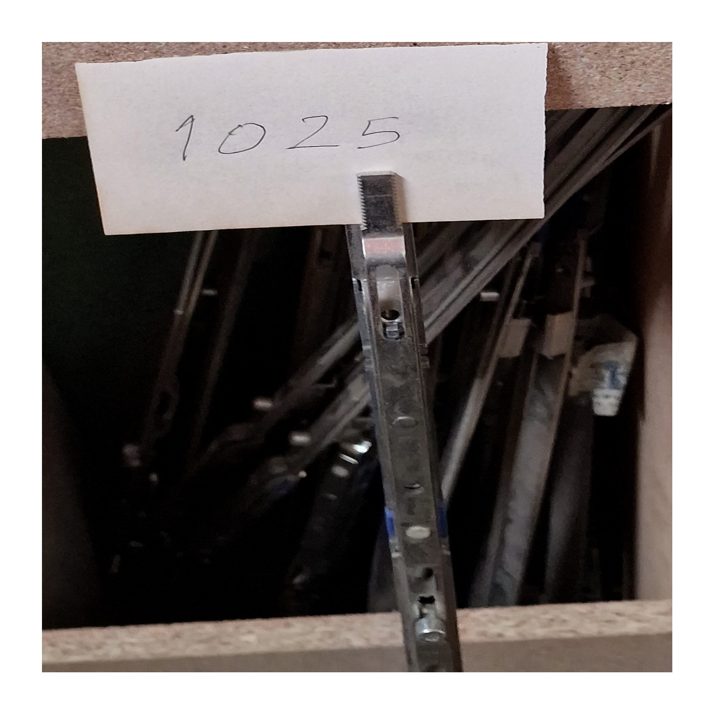 Stahl-Espagnolette-Treibstange lang