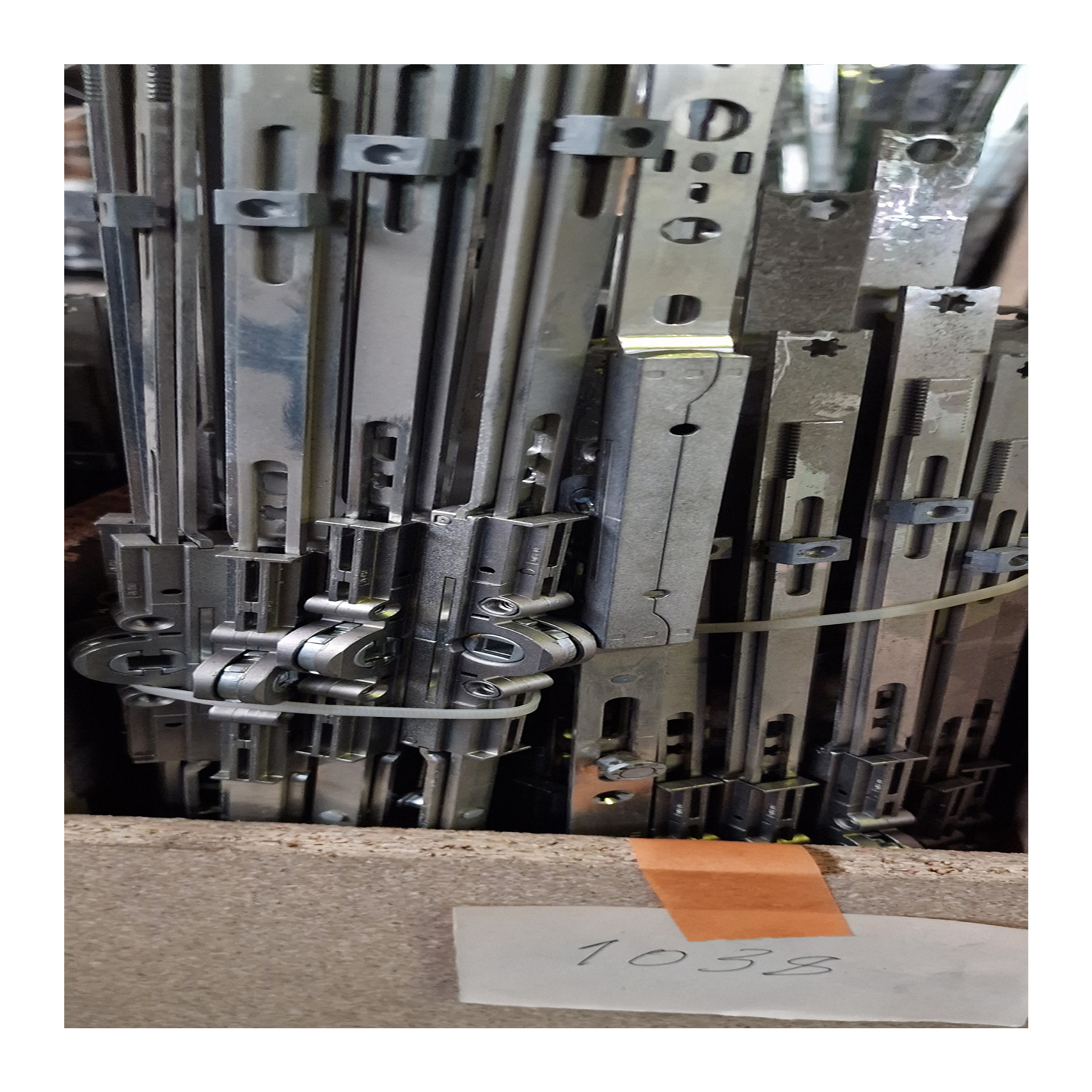 Mehrpunkt-Verriegelungsleiste Stahl