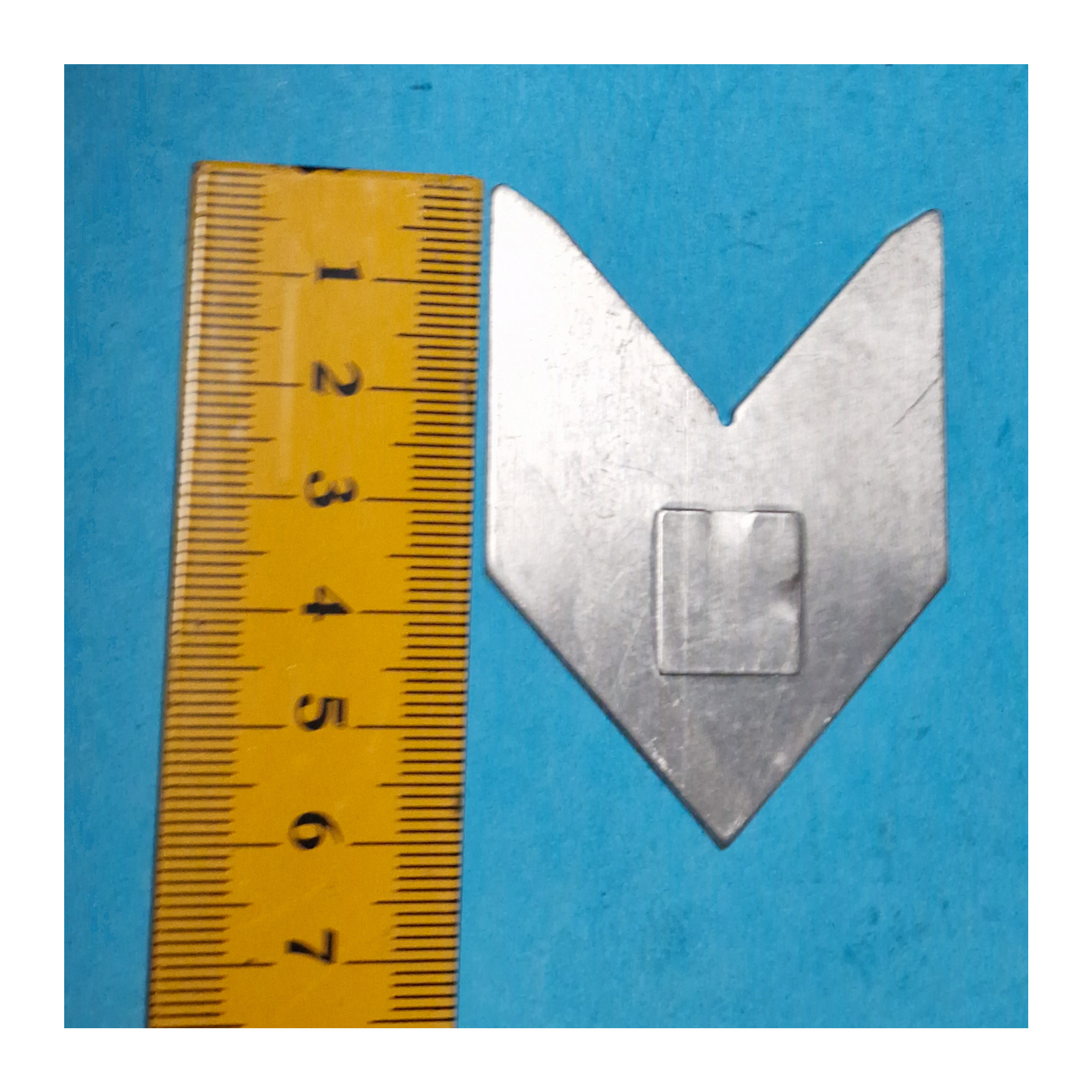 Eckwinkel Kunststoff mit Schrauben