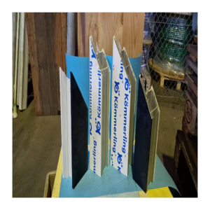 Fensterrahmen-Querschnittsprofil PVC